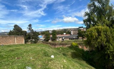 SE VENDE LOTE CON USO MULTIFAMILIAR EN EL BARRIO JORDAN