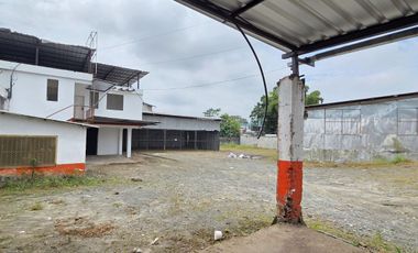 VENTA TERRENO USO MIXTO AV. QUEVEDO SANTO DOMINGO