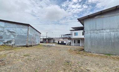 VENTA TERRENO USO MIXTO AV. QUEVEDO SANTO DOMINGO