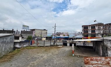 VENTA TERRENO USO MIXTO AV. QUEVEDO SANTO DOMINGO