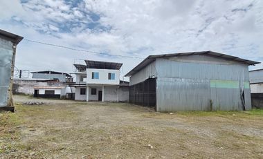 VENTA TERRENO USO MIXTO AV. QUEVEDO SANTO DOMINGO