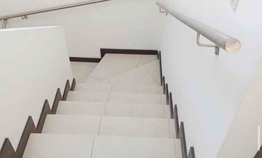 Casa en Venta en Tumbaco, 3 dormitorios, jardin, piscina