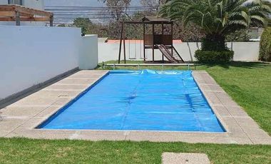 Casa en Venta en Tumbaco, 3 dormitorios, jardin, piscina