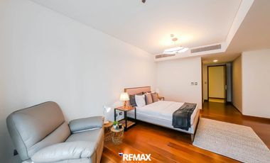 3 Bedroom Condo for Rent in Two Roxas Triangle Makati City