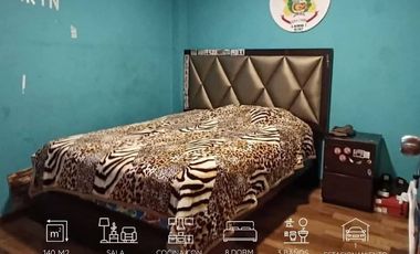 VENTA DE CASA DE 3 PISOS EN SANTA CLARA, ATE