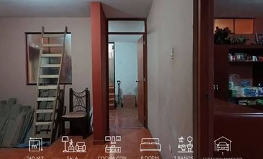 VENTA DE CASA DE 3 PISOS EN SANTA CLARA, ATE