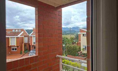 En venta casa esquinera Conjunto cerrado Sendero de Eucaliptos Popayán
