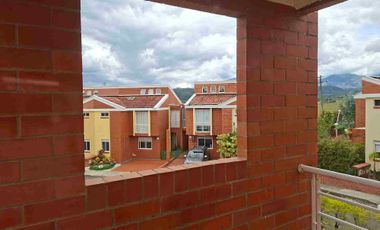 En venta casa esquinera Conjunto cerrado Sendero de Eucaliptos Popayán