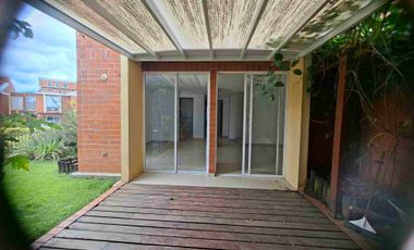 En venta casa esquinera Conjunto cerrado Sendero de Eucaliptos Popayán