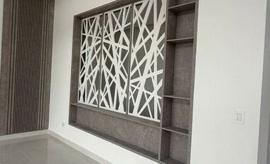 URB. TENIS CLUB CASA DE LUJO EN VENTA