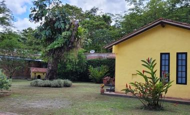 SE VENDE HERMOSA CASA CAMPESTRE EN VILLAVICENCIO