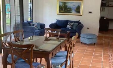 SE VENDE HERMOSA CASA CAMPESTRE EN VILLAVICENCIO
