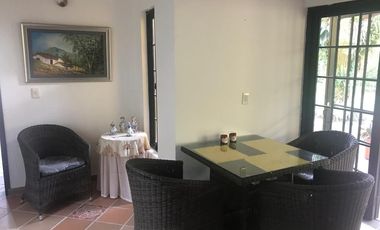 SE VENDE HERMOSA CASA CAMPESTRE EN VILLAVICENCIO