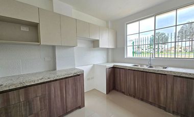 Alquiler de Casa de 2 plantas y 3 Dormitorios de Estreno - Urbanización Terranostra, etapa Bellaterra, Vía a La Costa