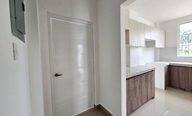 Alquiler de Casa de 2 plantas y 3 Dormitorios de Estreno - Urbanización Terranostra, etapa Bellaterra, Vía a La Costa