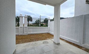 Alquiler de Casa de 2 plantas y 3 Dormitorios de Estreno - Urbanización Terranostra, etapa Bellaterra, Vía a La Costa