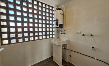 RENTO DEPARTAMENTO FRENTE AL BULEVAR CON VISTAS AL MAR