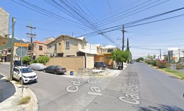 Casa en Remate Bancario. Invierta de manera segura!!!!