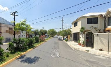 Casa en Remate Bancario. Invierta de manera segura!!!!