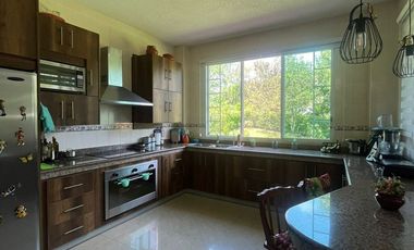 URB. TENIS CLUB CASA DE LUJO EN VENTA