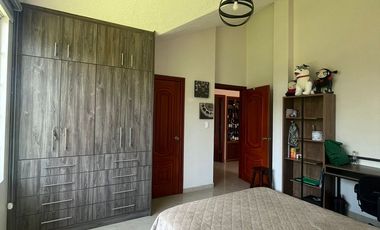 URB. TENIS CLUB CASA DE LUJO EN VENTA