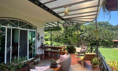 URB. TENIS CLUB CASA DE LUJO EN VENTA