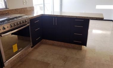 Departamento en RENTA Parque Vénetto, Lomas de Angelópolis II, en $17,000 con mantenimiento