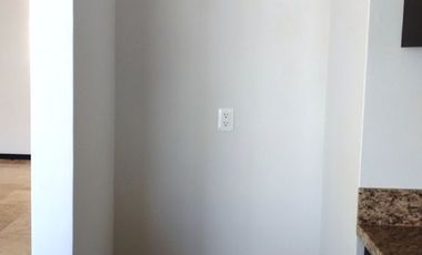 Departamento en RENTA Parque Vénetto, Lomas de Angelópolis II, en $17,000 con mantenimiento