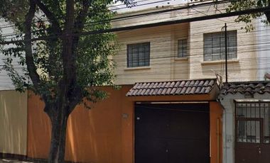 CASA EN REMATE CUAUHTEMOC