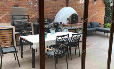 Casa de LUJO EN RENTA