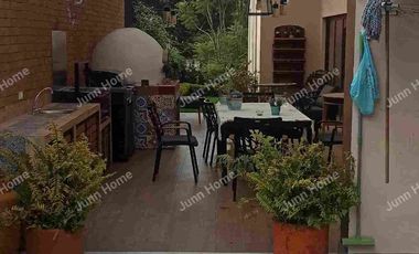 Casa de LUJO EN RENTA