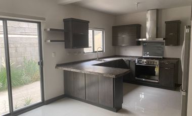 CASA RENTA $19,000 CIUDAD JUAREZ (FRACC. PRIVADO, ENTRADA CALLE JUPITER