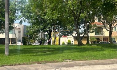 Terreno en Venta en Del Pilar Residencial, entre Ramon Corona y Camino real