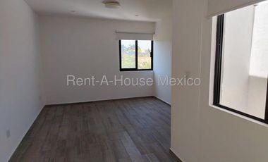 Vendo departamento de 2 niveles en colinas del bosque en privada con amenidades 3 recamaras 3 baños