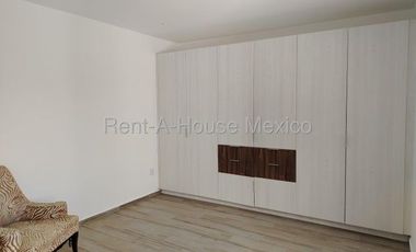 Vendo departamento de 2 niveles en colinas del bosque en privada con amenidades 3 recamaras 3 baños