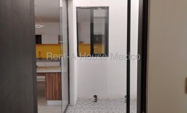 Vendo departamento de 2 niveles en colinas del bosque en privada con amenidades 3 recamaras 3 baños