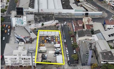 Se vende Terreno esquinero comercial Centro de Guayaquil • Rocafuerte y Manuel Jesus