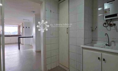 EN VENTA - ESPECTACULAR DEPARTAMENTO CON 4 DORMITORIOS + 4 PARQUEOS