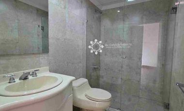 EN VENTA - ESPECTACULAR DEPARTAMENTO CON 4 DORMITORIOS + 4 PARQUEOS