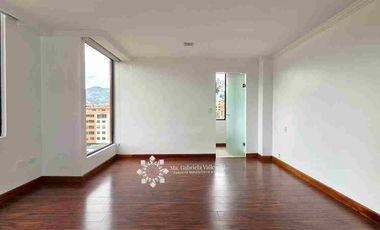 EN VENTA - ESPECTACULAR DEPARTAMENTO CON 4 DORMITORIOS + 4 PARQUEOS