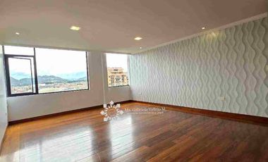 EN VENTA - ESPECTACULAR DEPARTAMENTO CON 4 DORMITORIOS + 4 PARQUEOS