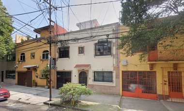 CASA EN REMATE CUAUHTEMOC