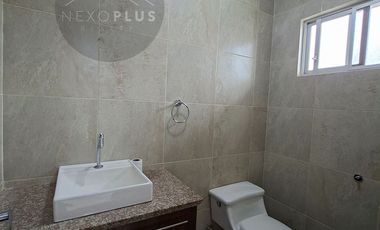 En Celessia Se Vende LInda Casa Semiamoblada con a/a; lámparas y cortinas de 3 dormitorios