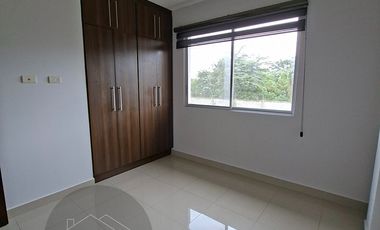 En Celessia Se Vende LInda Casa Semiamoblada con a/a; lámparas y cortinas de 3 dormitorios