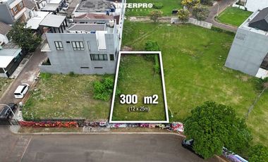 Kavling Depan Danau Dijual Metland Puri Jalanan Super Lebar - Luas 300m2