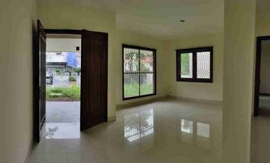 disewakan murah rumah siap huni Graha Famili