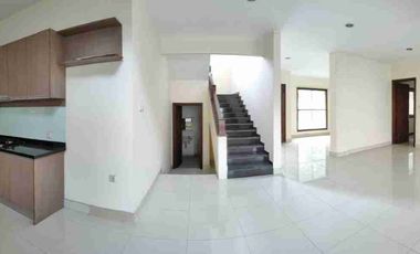 disewakan murah rumah siap huni Graha Famili