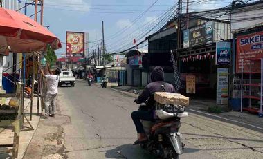 Gudang luas strategis di jalan raya jatiluhur