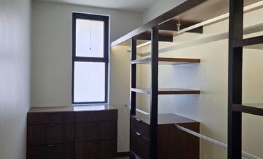 For Sale 5 Bedroom Brand New Mckinley West Village Taguig house for sale