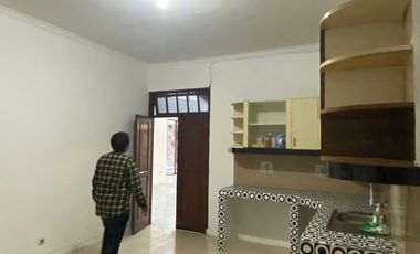 Disewakan rumah siap huni atau kantor  cipete jakarta selatan
